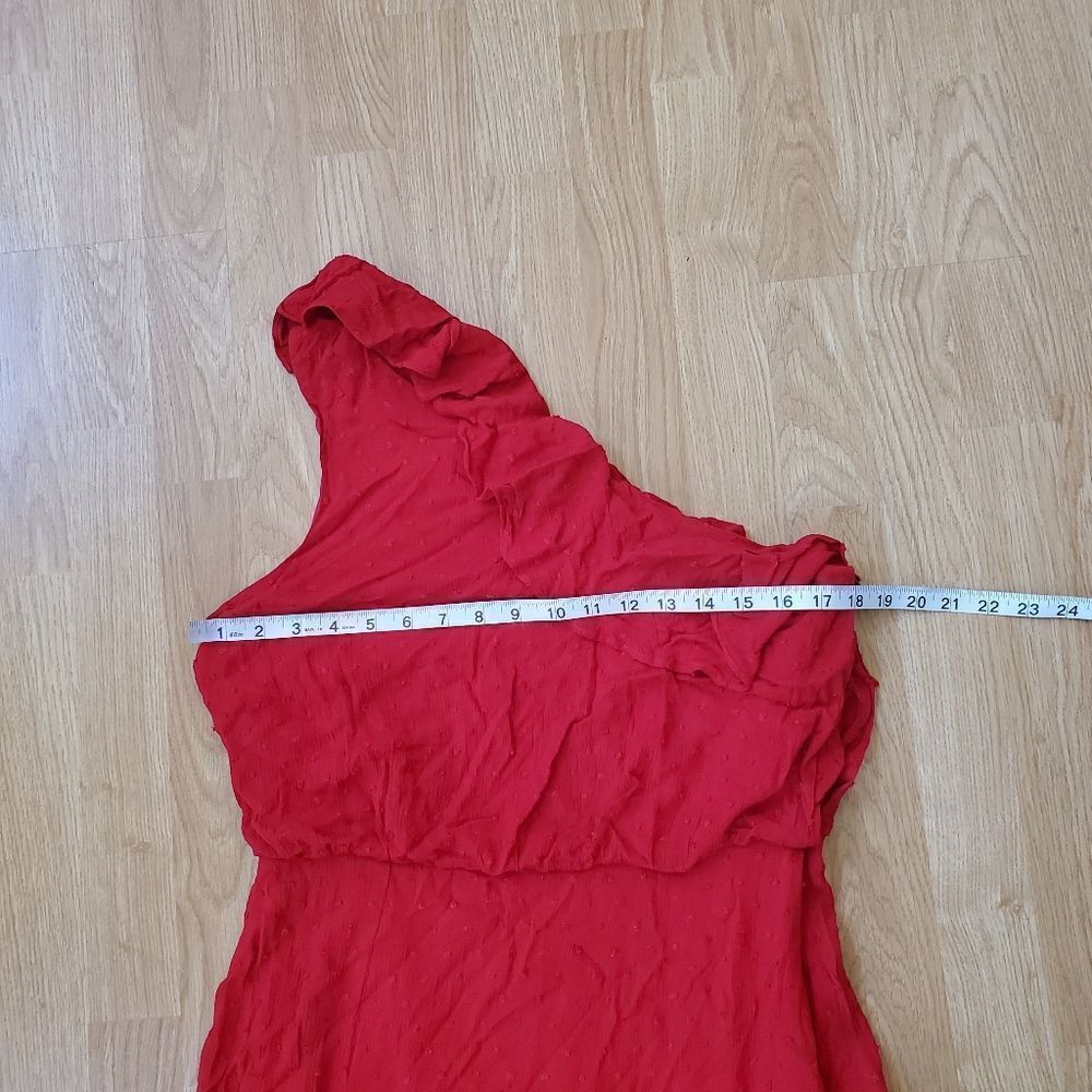 🌹 WAYF 🌹 One-Shoulder Ruffle Dress - [Large in Red] - Picture 10 of 15